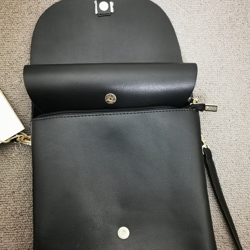 NWT Miztique Crossbody Bag designer collection black and gold multi compartment - Picture 11 of 13